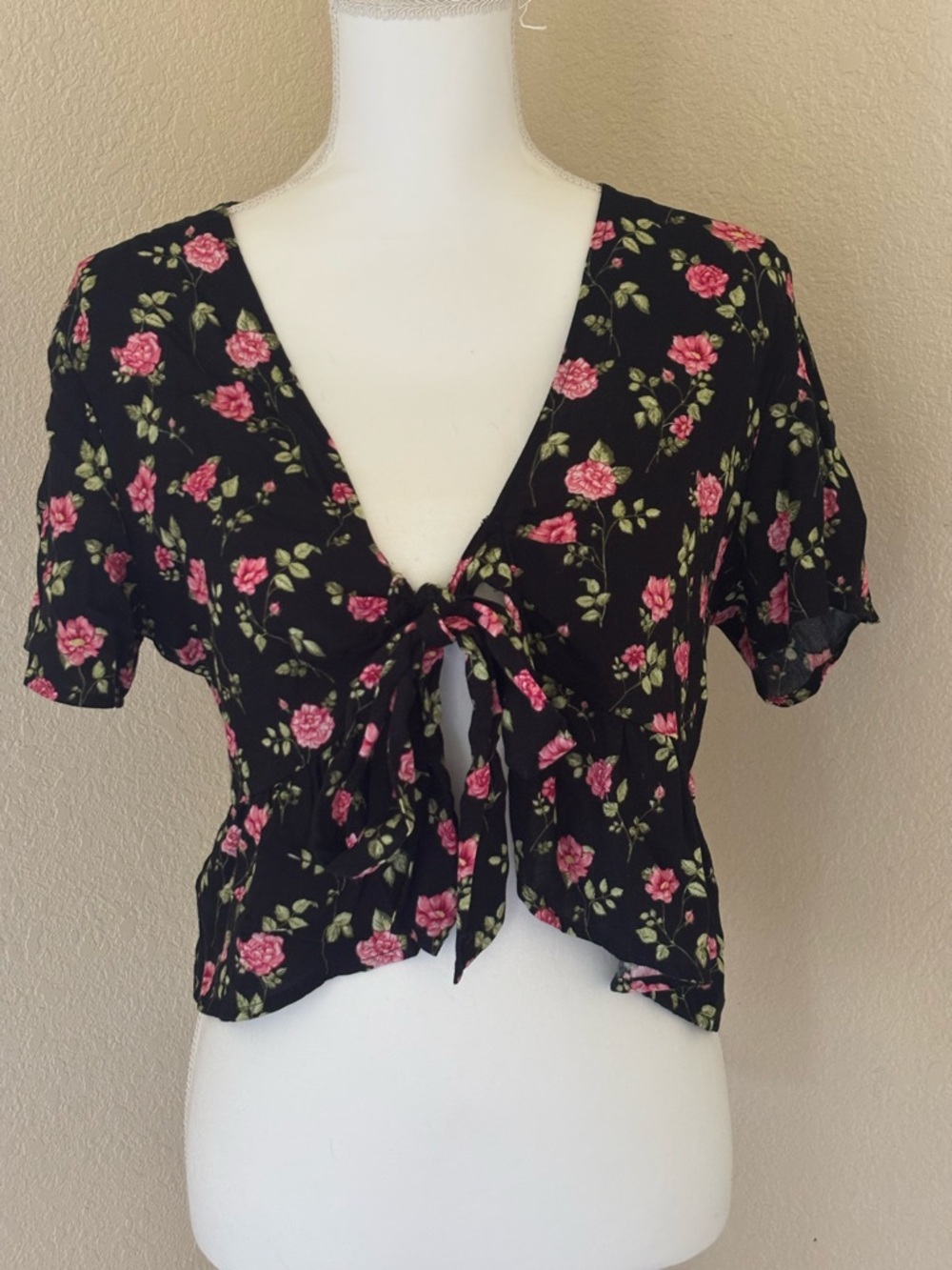 La Hearts Black Crop Top with Pink Rose Print and Front Tie